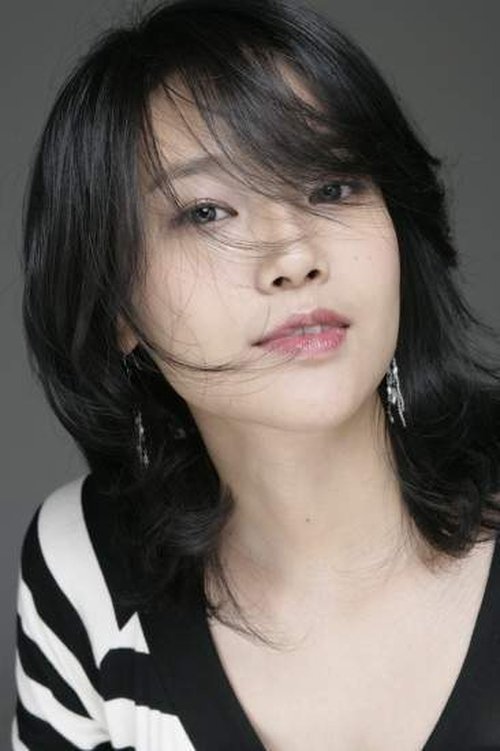 Choi Hye-jeong as 