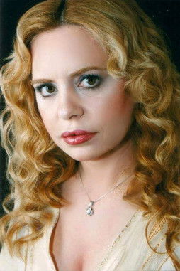 Μαριάννα Μαρτέλη as Άλκηστη