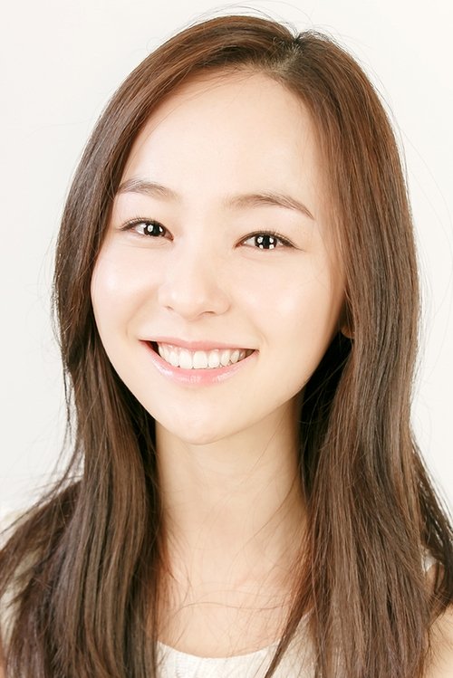 Lee Kyu-jung as Yoon-hee