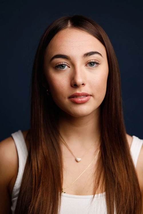 Leah Herold as Sophia