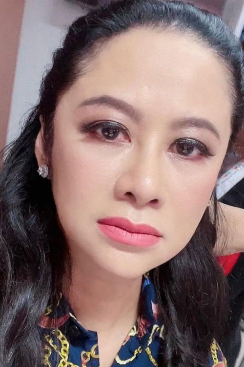 Ninok Wiryono as Rosita / Mama Langgir