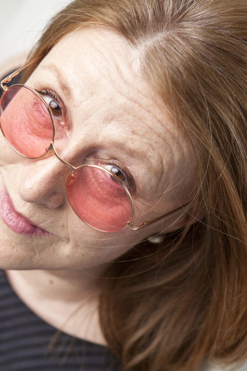 Kay Stonham as Hazel