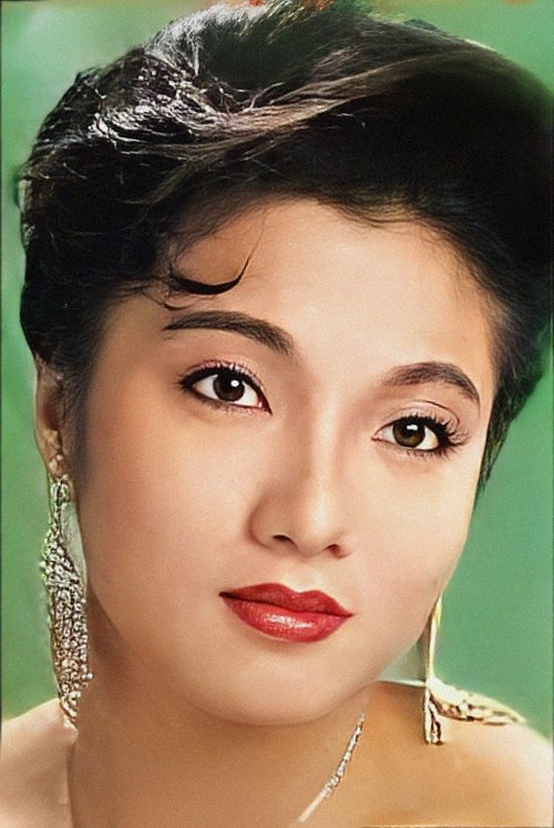 Marina Lau Suk-Wah as 铁珊瑚