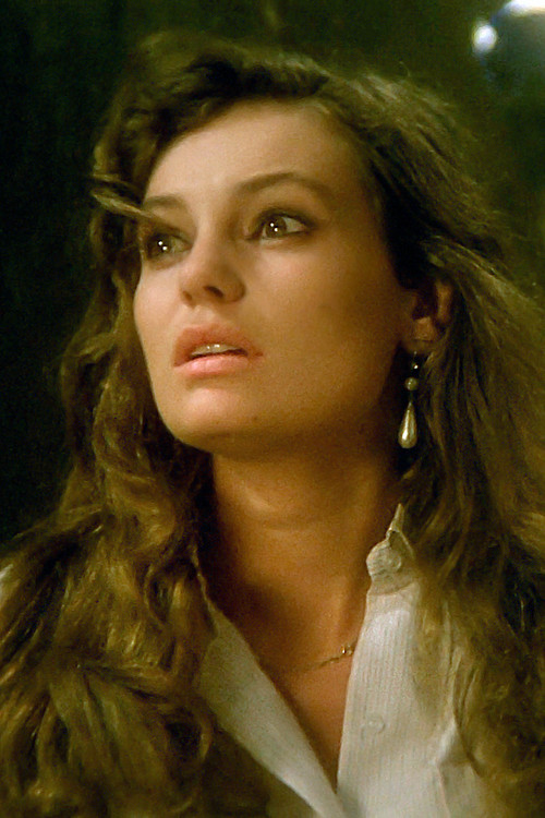 Silvia Aguilar as Invitada de la fiesta