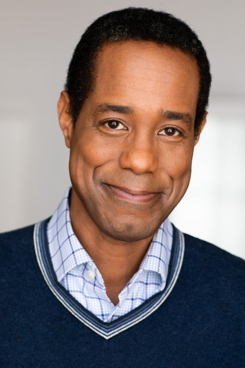 Wayne Wilderson as Travis