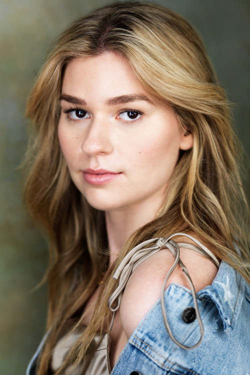 Fiona Robert as Erin