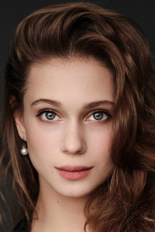 Диана Булавина as 