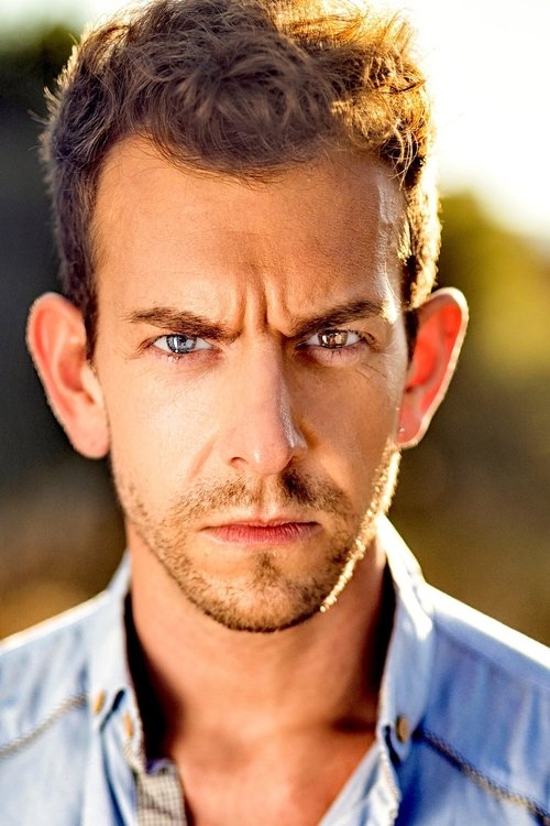 Anton Poriazov as Bunny