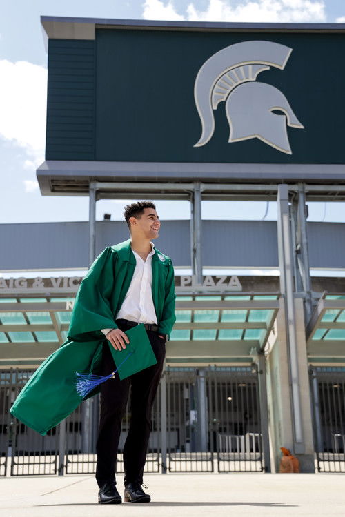 Billy Salamey as Kris