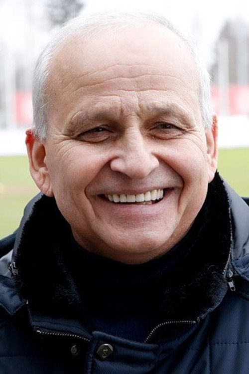 Aleksandr Mirzoyan as Self