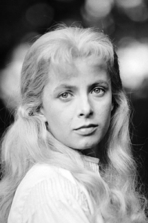 Grażyna Staniszewska as Irena Zdanowska