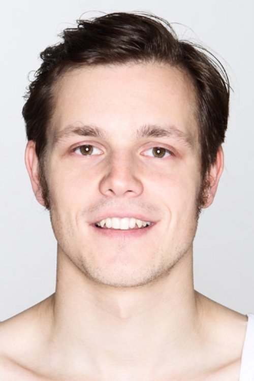 Franz Hartwig as Dan