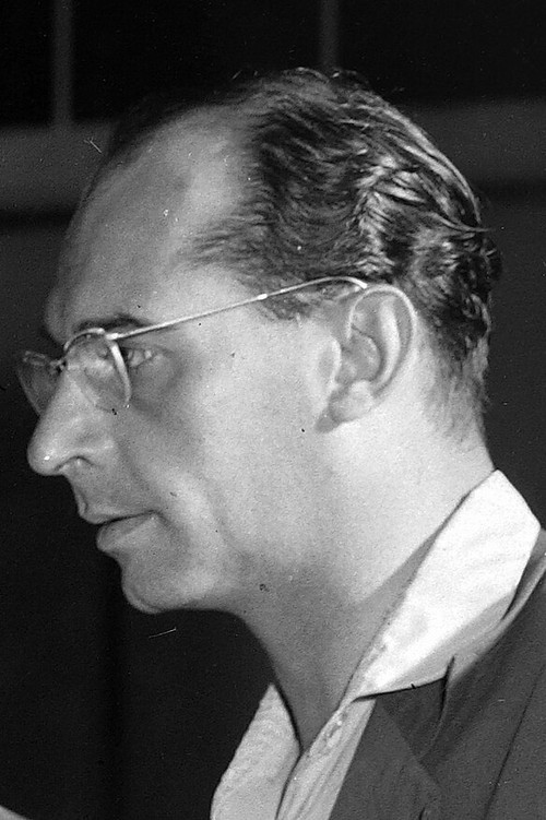 István Velenczei as 