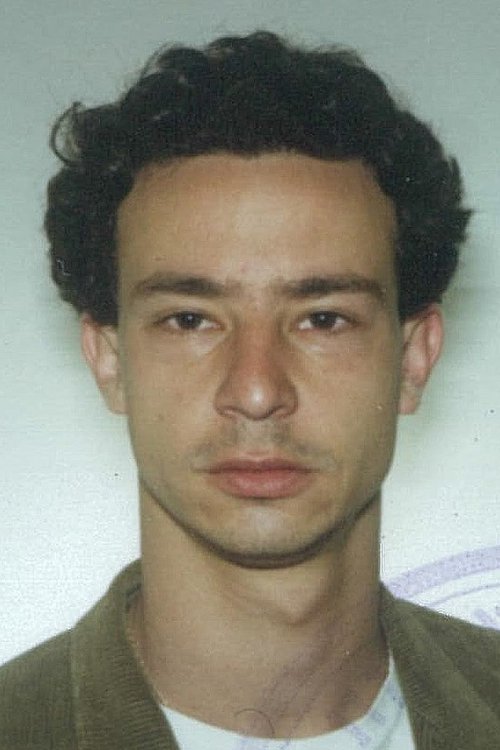 Gili Shushan as Rabbi Aharon