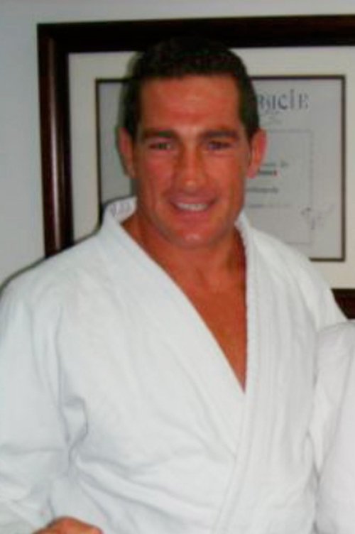 Moti Horenstein as Self