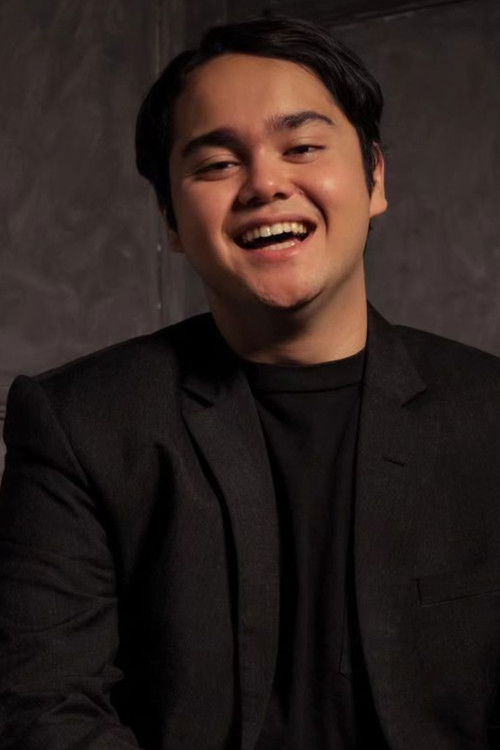 Adam Farrel as Finno Alfian