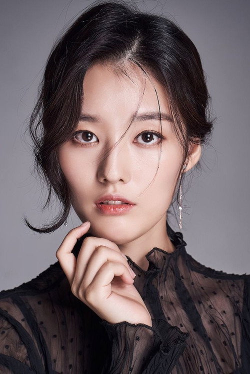 Seo Eun-seo as Religious Fanatic 19