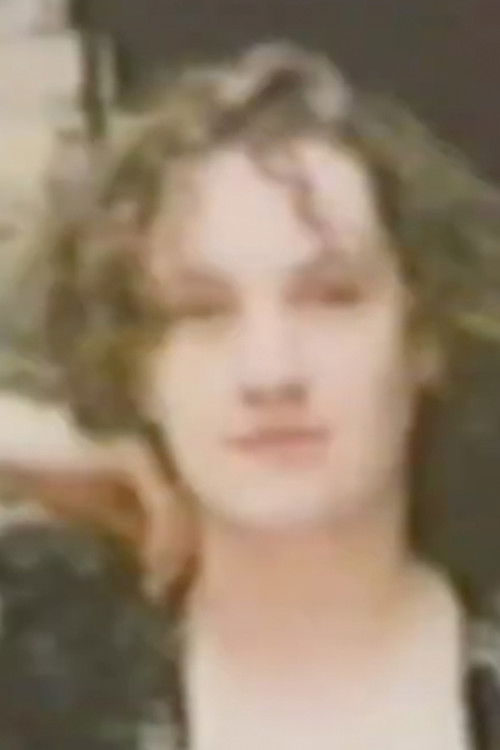 Lydia Wojcieszak as Extra