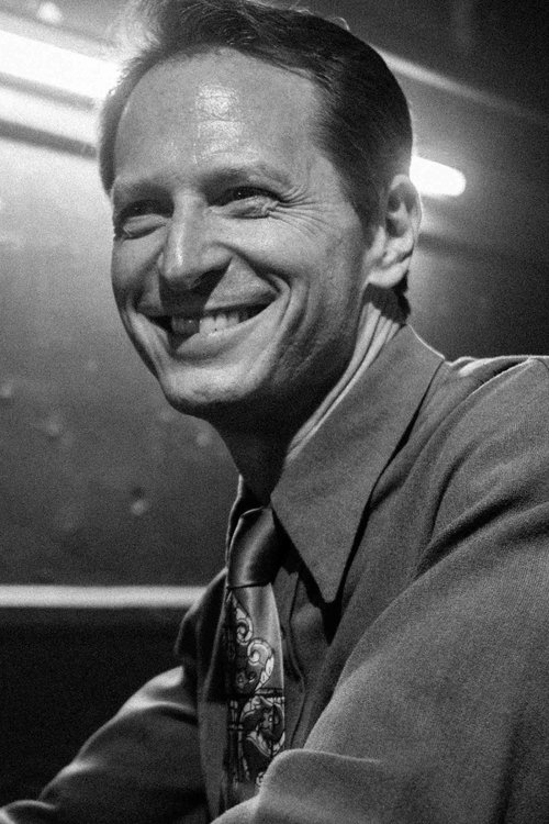 Leo Marks as Jerry Herst