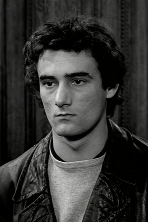 Gábor Bódy as A pap