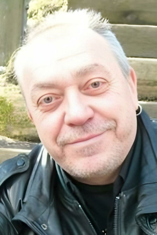 Nikolay Ivanov as Gomis