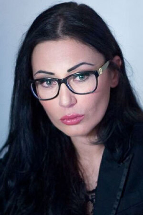 Antonia Romano as Donna Teresa