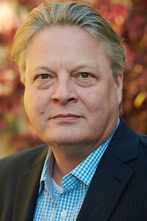 Tristram Wymark as Tom