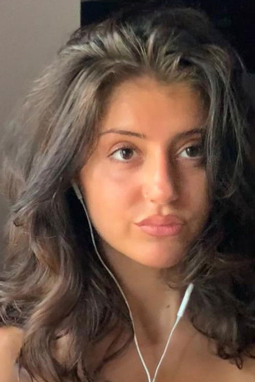 Lyse Hazar as Lyse Hazar