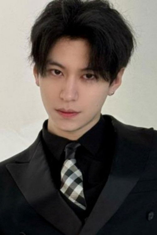 杜铁柱 as 顧江潯