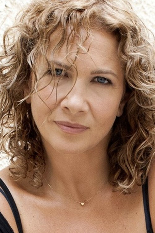 Gloria Sirabella as Cristina, Carla's friend