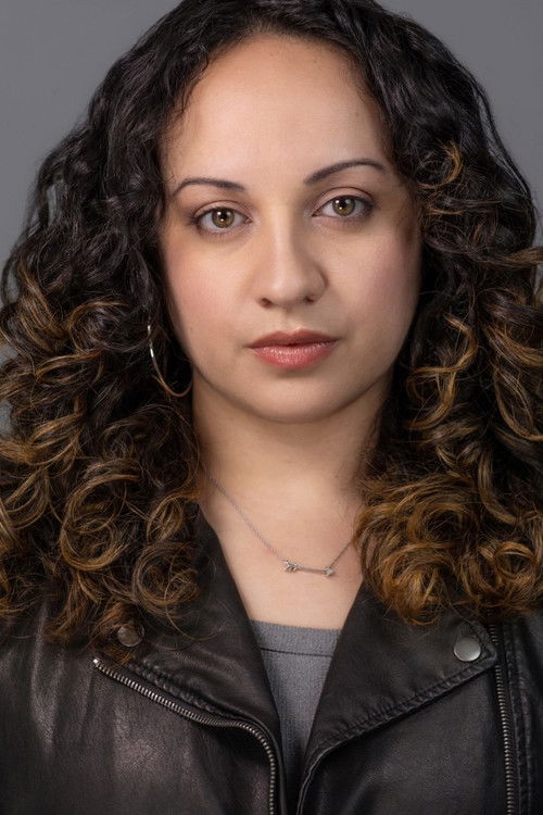 Adriana Medina as Sara