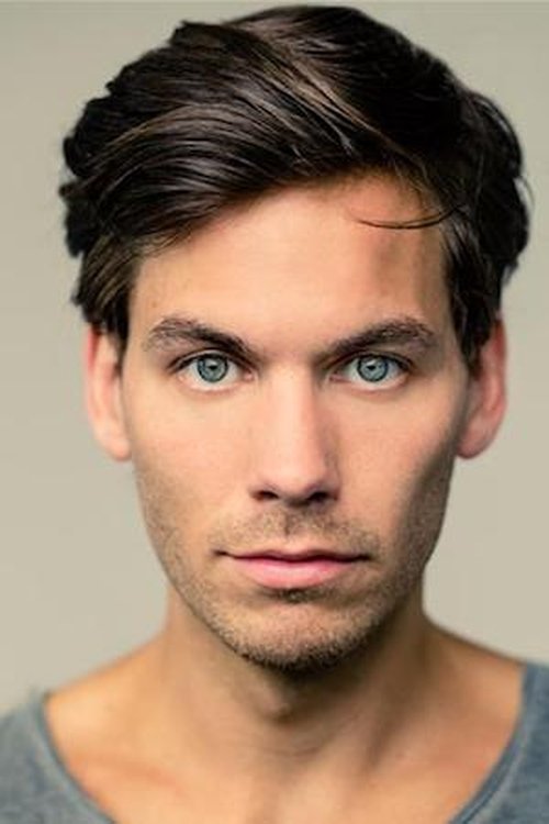 Alex Mills as Castor