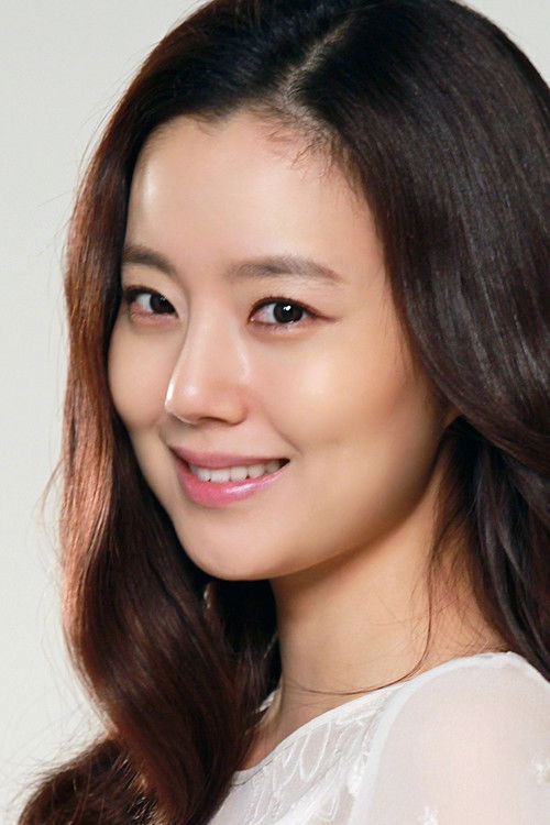 Moon Chae-won as Yoo Seung-mi
