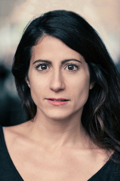 Kitty Paitazoglou as Goldy