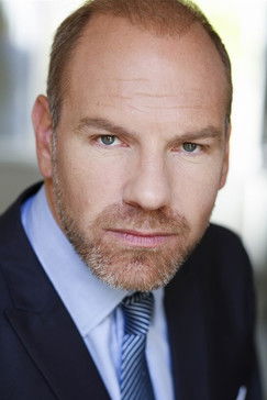 Thibault De Lussy as Tuyeaux