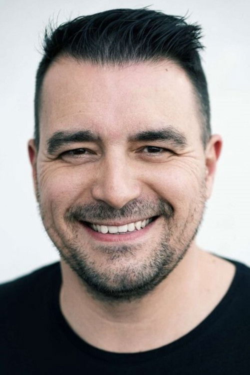 Yavor Ralinov as Boris