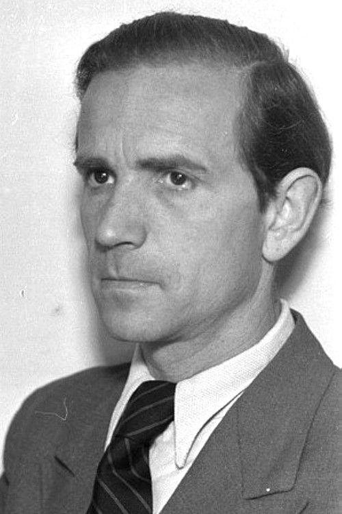 Peter Elsholtz as Virchows Sekretär Dr. Karl Wetzel