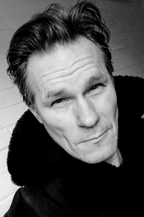 József Tálos as Bánhegyi Tamás