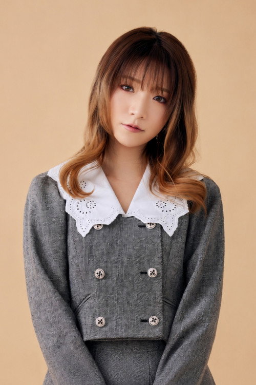 Zhao Shuang as Li Si (voice)