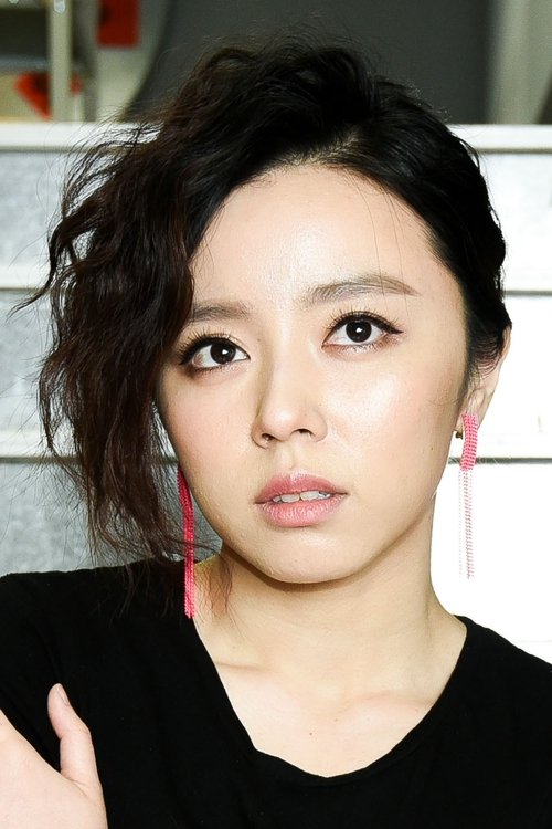 Tong Wang as 朱嫩嫩