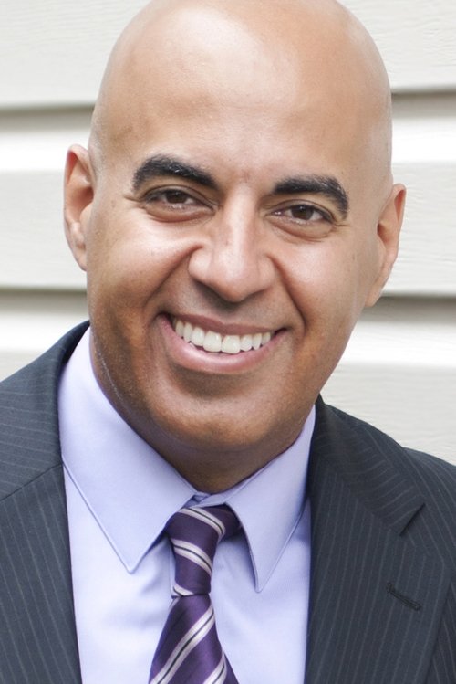 Garry S. Mailloux as Powers