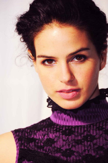 Einat Tubi as Chicky Babe