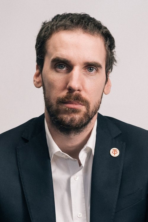 Hadzi-Aleksandar Djurovic as Grobarev sin