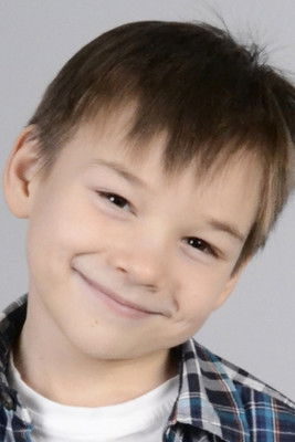 Георгий Лещенко as Zhadan