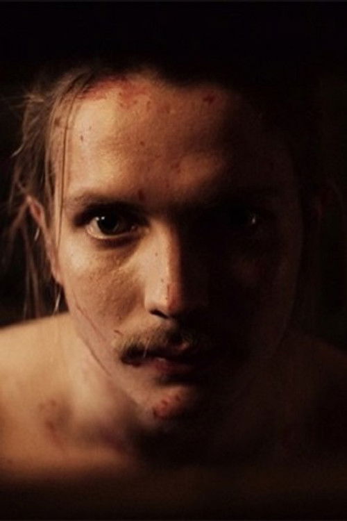 Pedro Carvalho as Apolo