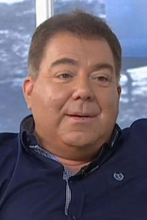 Makis Patelis as Tax inspector