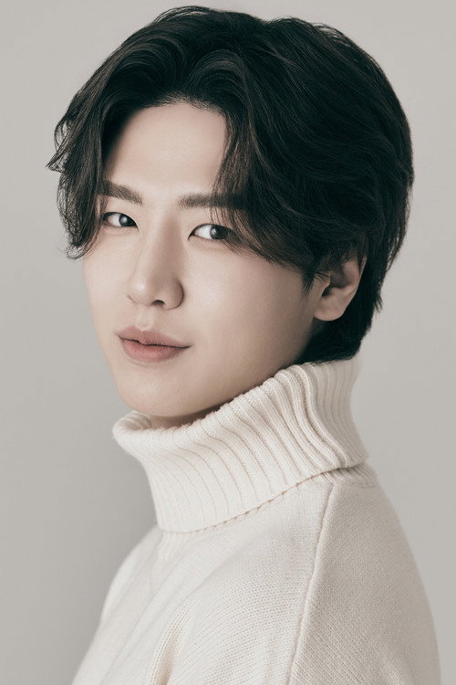 진현준 as Self - Contestant