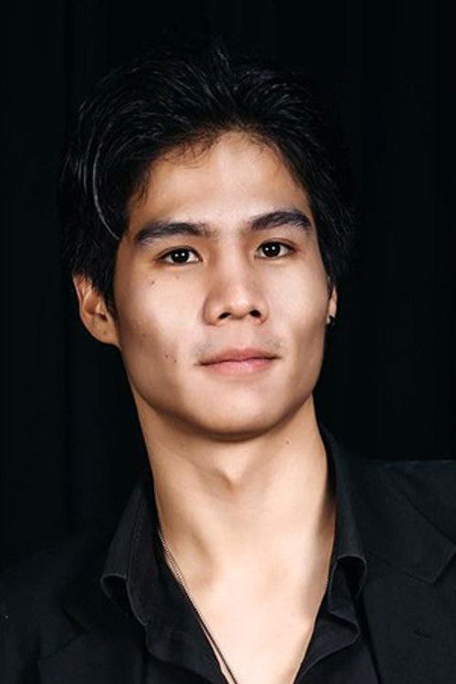 Phupha Nakaprawet as Four