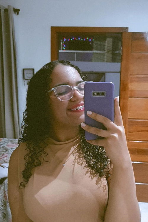 Cecília Costa as Atriz na Audição 01