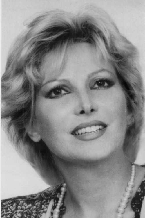 Hanna Balińska as Shop Clerk